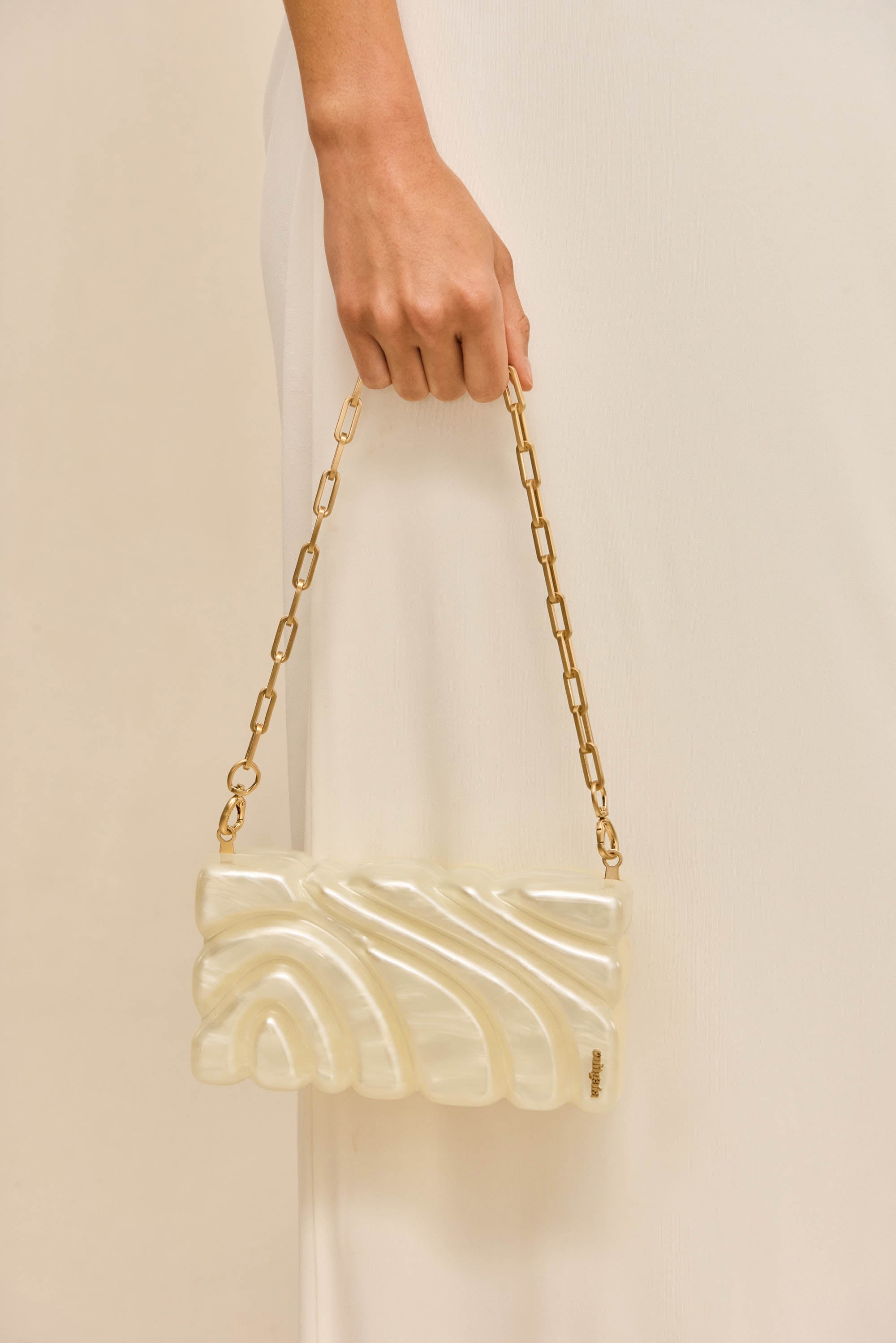 Cult Gaia Bags | AURA CLUTCH